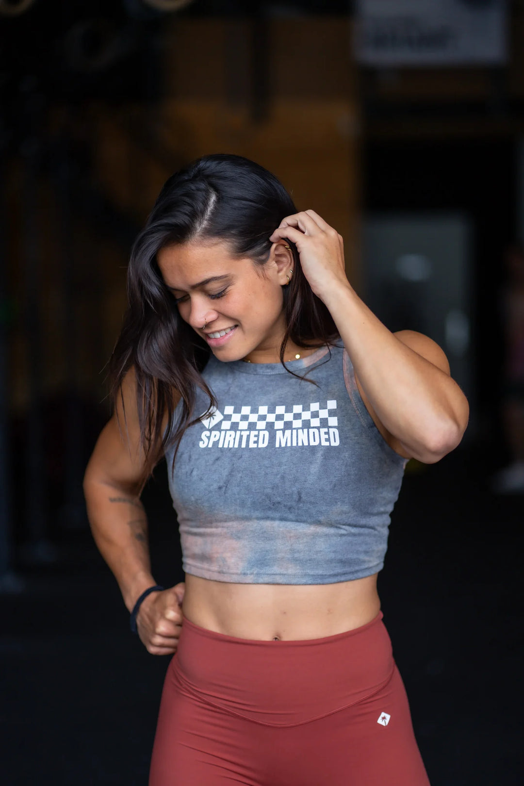 CROP-TOP - GRIS / ORANGE