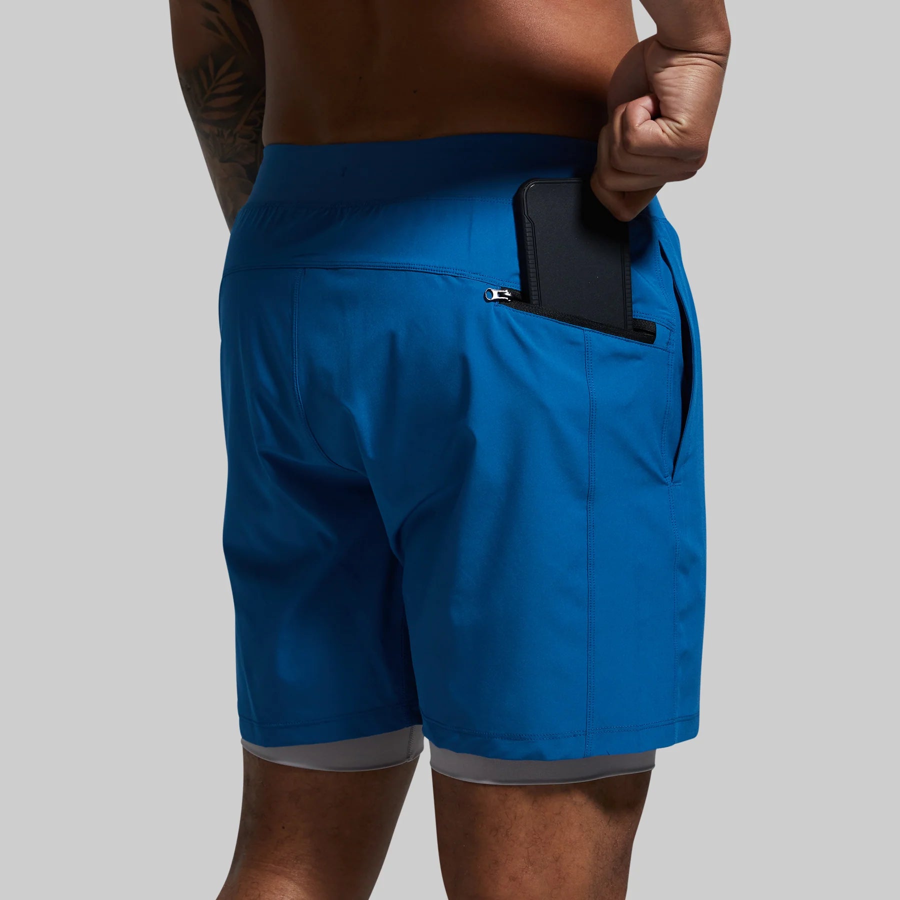 Shorts - Versatile Short W/ Compression 7