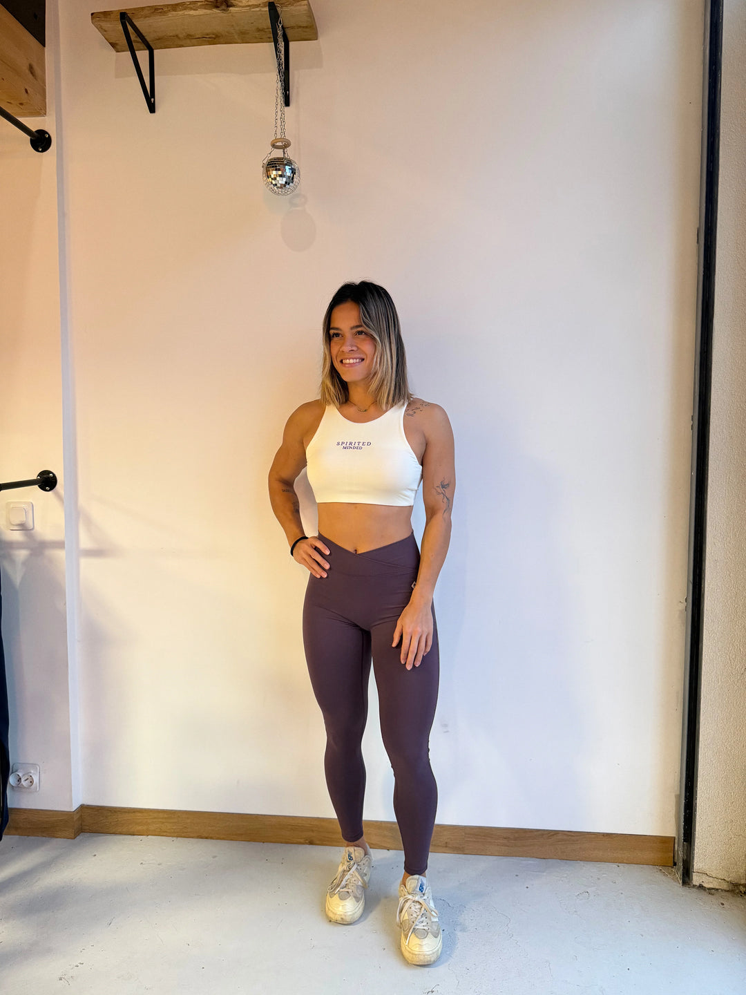 LEGGING "ESSENTIEL" PRUNE CEINTURE CROISÉE