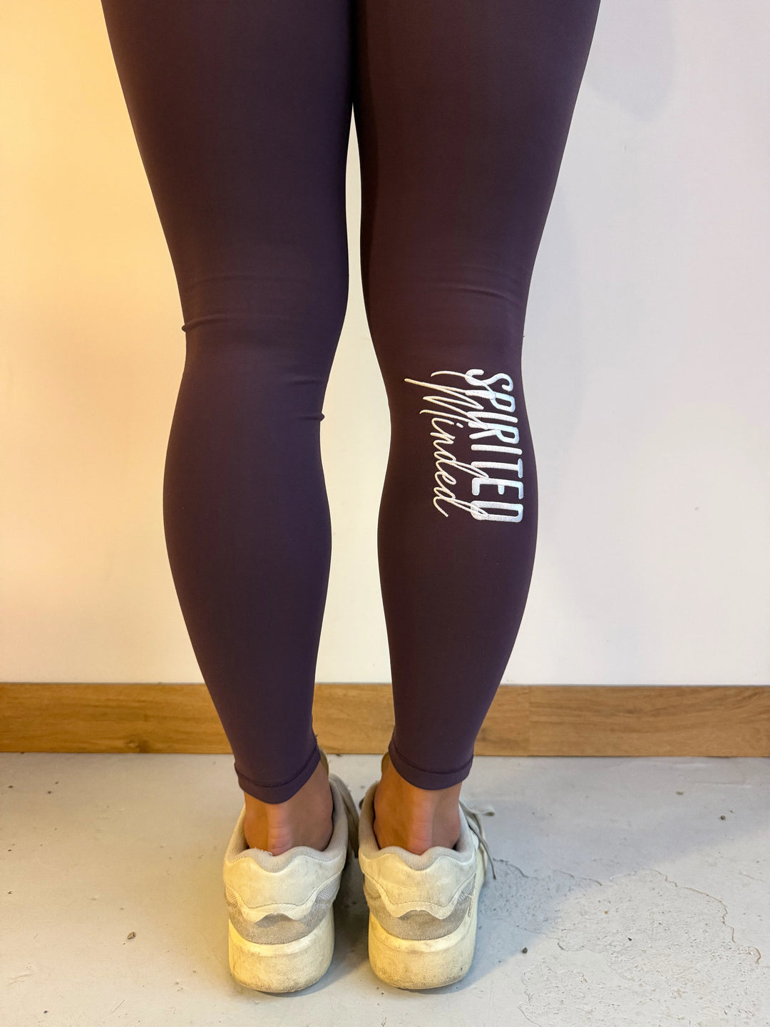 LEGGING "ESSENTIEL" PRUNE CEINTURE CROISÉE